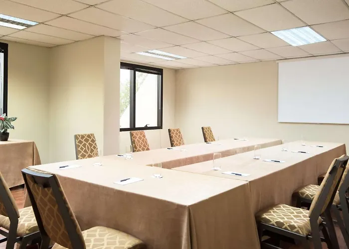 Mak Albania Szálloda