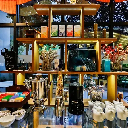 ホテル Mak Albania 5*