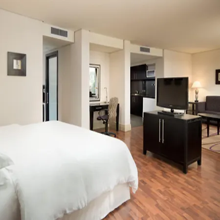 Hotell Mak Albania 5*