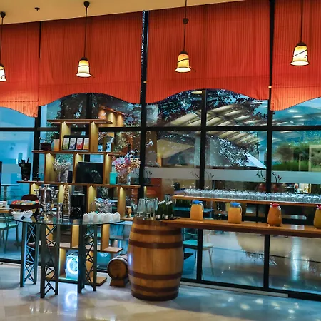 Mak Albania 5* Tirana