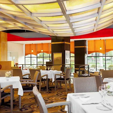 Otel Mak Albania